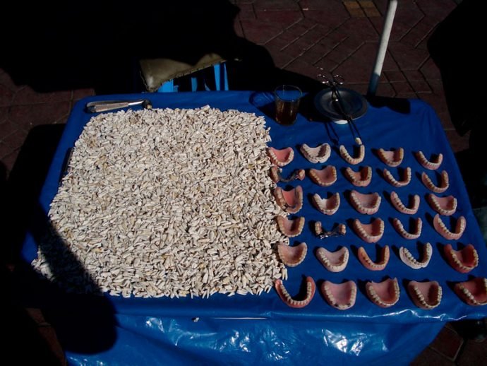 Barraca Compro e vendo dente