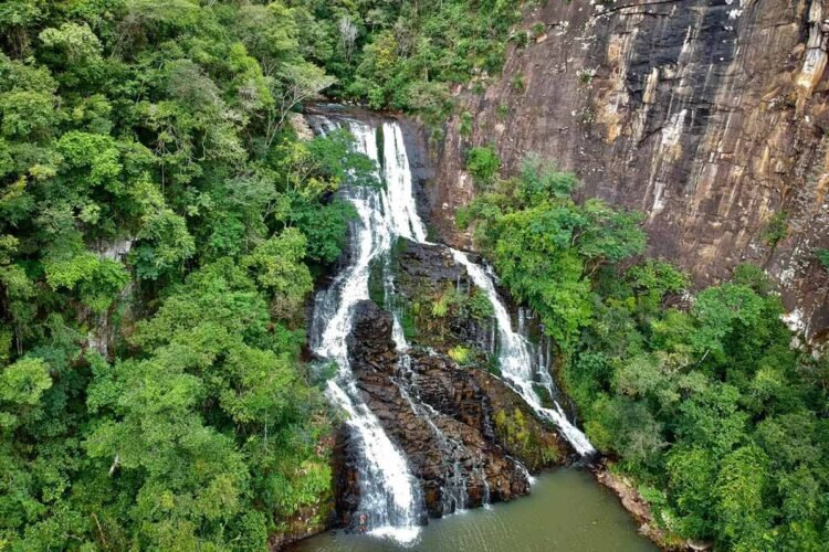 Cachoeira de 66 metros de altura em Sapiranga