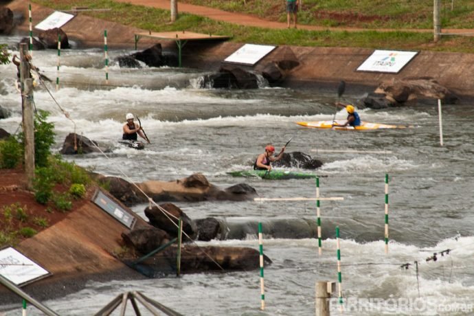 Esportistas treinando em Itaipu