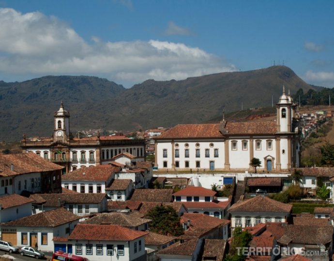 Vista da cidade de Ouro Preto na rua Pe. Rolim