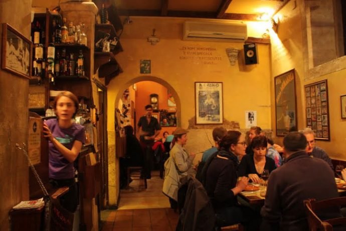 Ai Tre Scalini, no bairro Monti