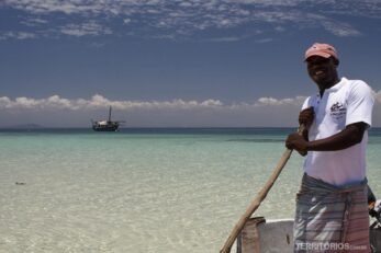 Passeio de barco no Kisite Marine Park, paraíso no quênia