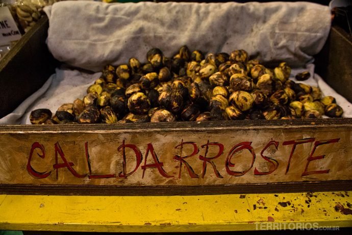 Onde comer em Pádua: castanha preparada em fogueiras e latões pelas ruas da Europa