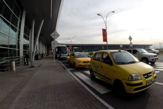 Táxi oficial no aeroporto de Bogotá