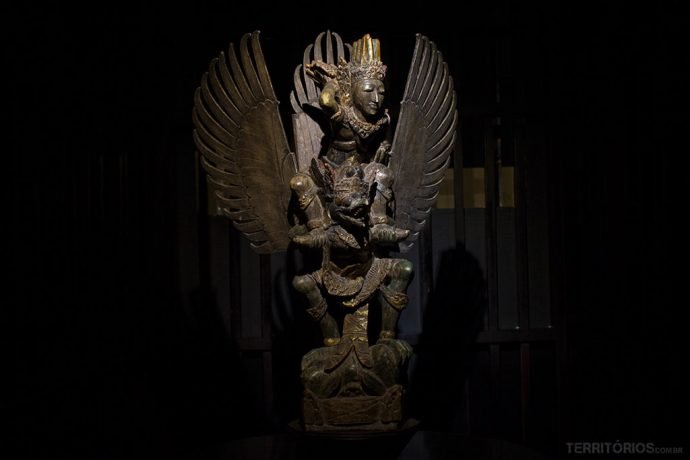 Lindas estátuas sempre presentes na decoração balinesa