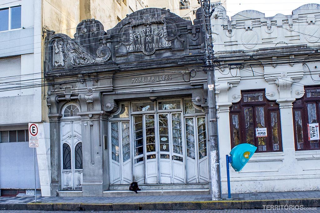 Funerária Pompas Fúnebres Moreira Lopes