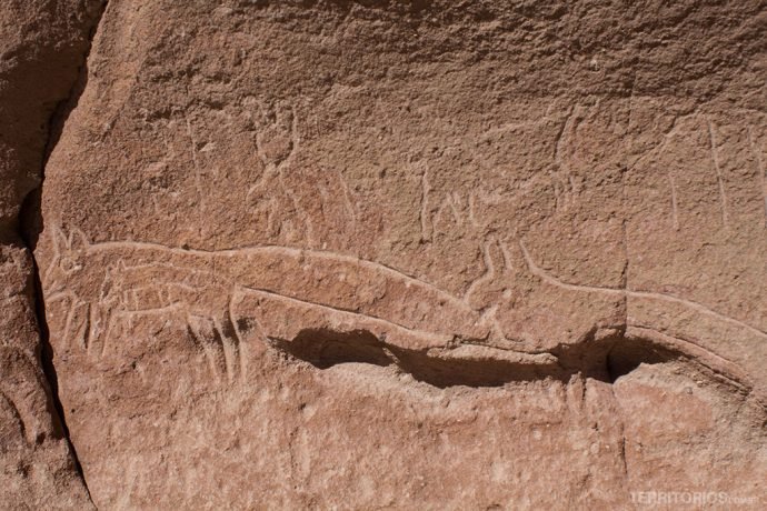 Petroglifos em Hierbas Buenas