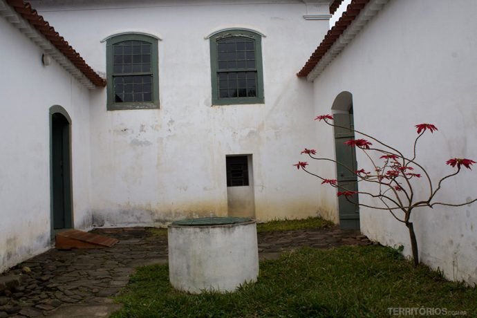 Poço é uma cisterna para coletar a água da chuva no Palácio do Governo, de 1826