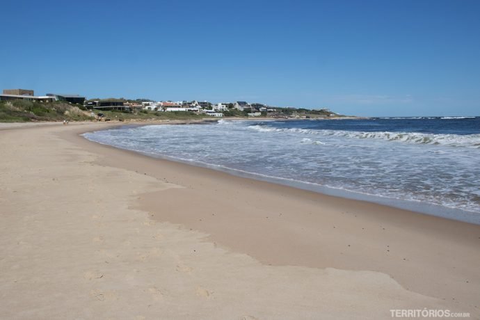 Playa Mansa de José Ignacio, famosa no litoral do Uruguai