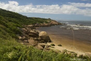 Vista para o Rio da Madre é caminho para o Vale da Utopia