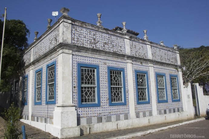 Casa Pinto D’Ulyssea (1866) é uma réplica de quinta portuguesa revestida com azulejos portugueses