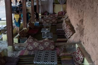 Interior do restaurante em Dahab
