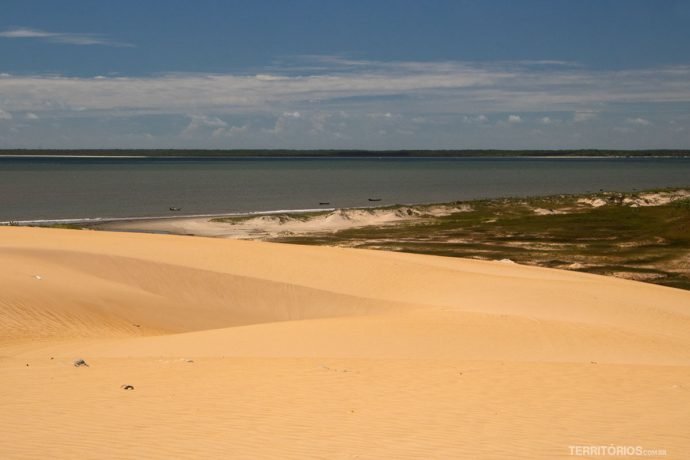 Vista para o mar do alto das dunas