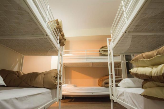 Hospedagem em Atenas: dormitório para 6 pessoas