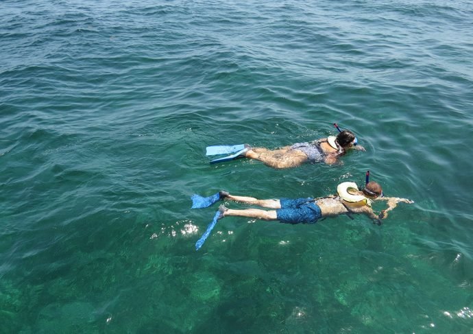 Snorkel na costa leste da Flórida, no Caribe