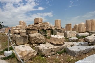 Ruínas na Acrópole de Atenas