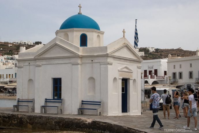 Igreja no centro de Mykonos
