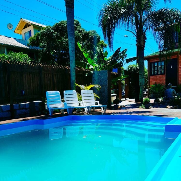 Piscina ao ar livre