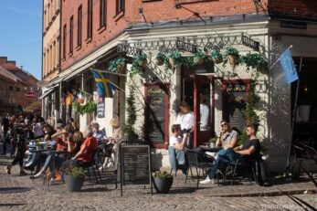 Bar na rua em Gotemburgo