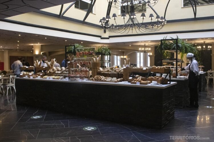 Buffet de café da manhã do Buona Vitta Gramado