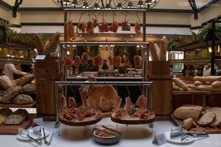 Buffet de café da manhã do Buona Vitta Gramado