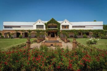 Viña Aresti, fachada vinicola chilena