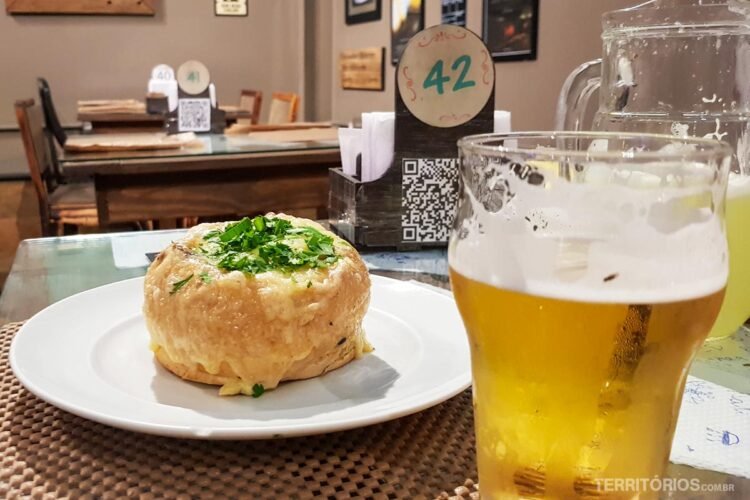 Sanduíche Fera e cerveja