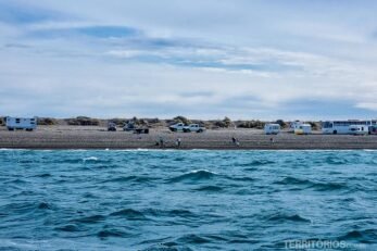 Trailers na praia, em Puerto Madryn