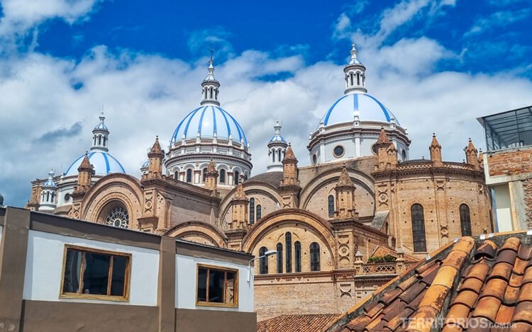 Cúpulas da Catedral Nova de Cuenca, Equador