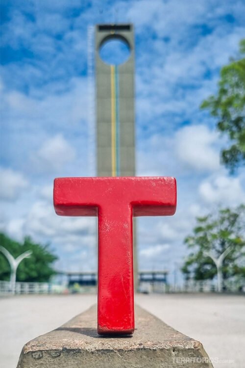 Tesão na Linha do Equador passando pelo Brasil