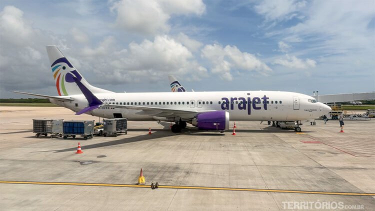 Aeroporto de Punta Cana durante a conexão da Arajet para Miami